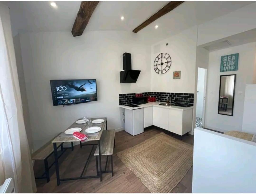 Apartamento The California Dream - Hyper-Centre - 2Mn Gare Sncf - Wifi Netflix Gratuit Niort Exterior foto